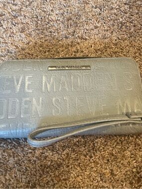 Steve Madden wallet with wrist strap